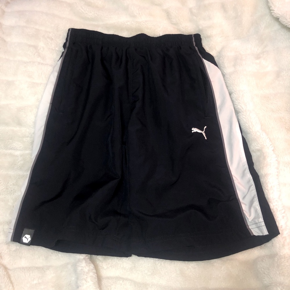 Puma men’s athletic shorts navy blue small